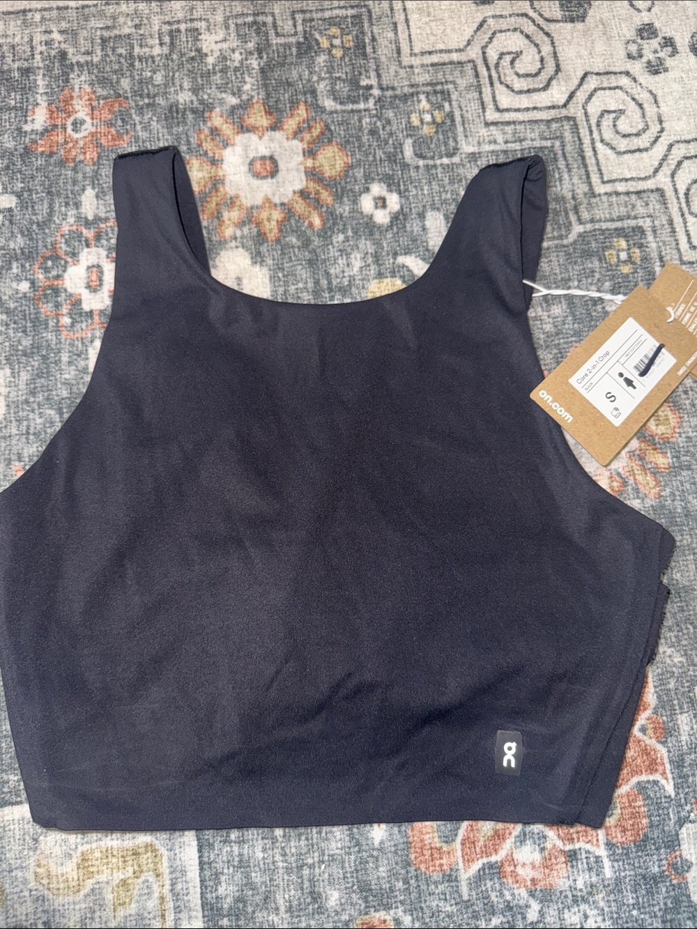 NWT On Women's Core 2-in-1 Crop Sz Small - Picture 3 of 8